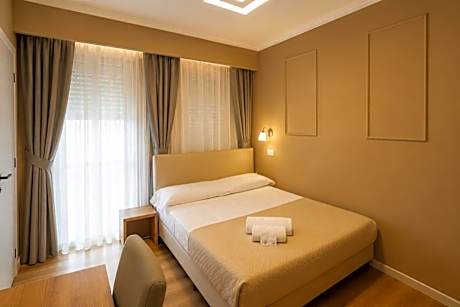 Large Single Room