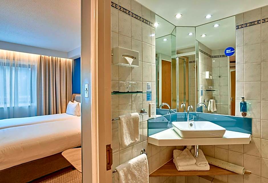 Holiday Inn Express London Stratford By IHG