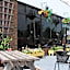 The Grand Burstin Hotel