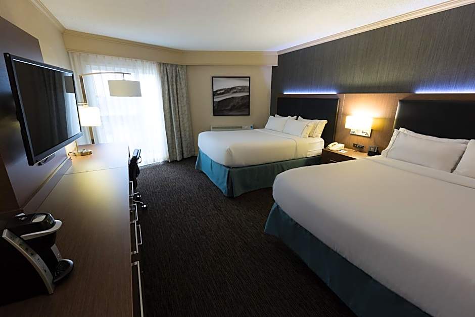 Holiday Inn Express Edmonton Downtown By IHG