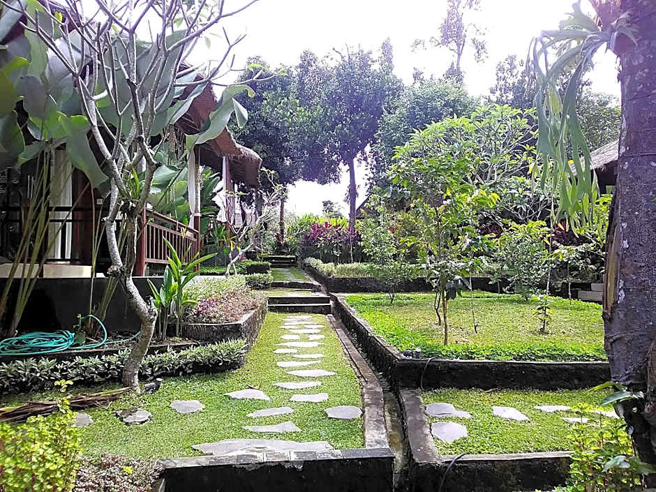 Astawa House