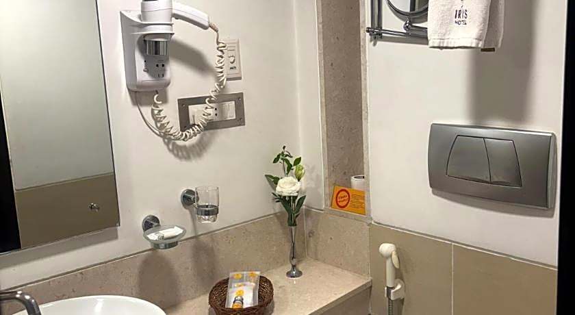 Iris - The Business Hotel