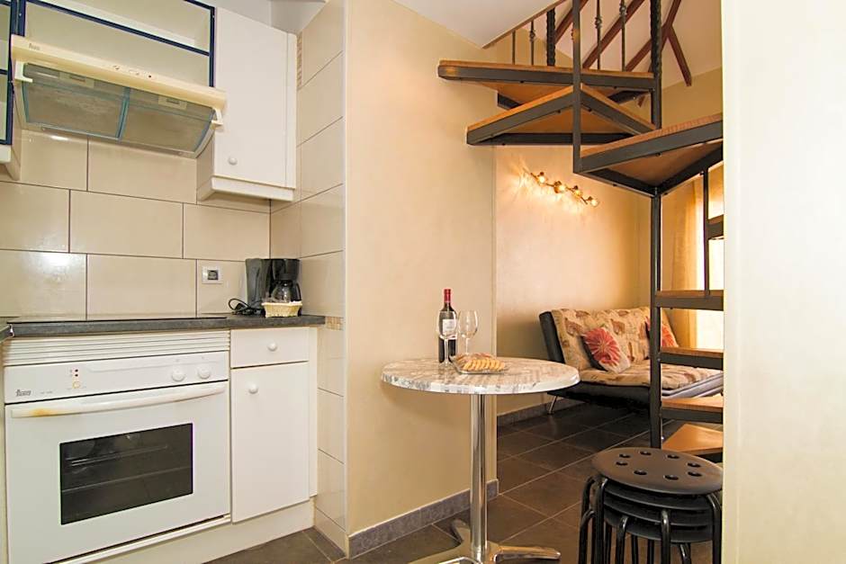 Yucca Park ApartHotel