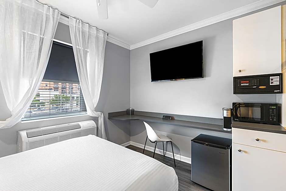 Hotel Chicago West Loop, SureStay Collection by Best Western