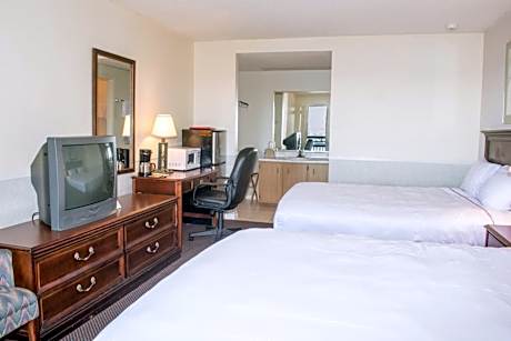 Queen Room with Two Queen Beds - Non-Smoking