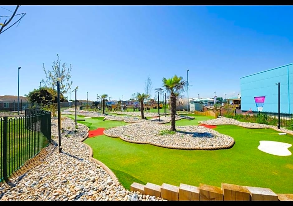 Y1 - Camber Sands Holiday Park - Sleeps 6