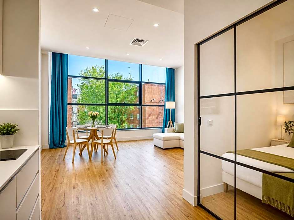 Paseo Suites Hotel