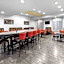 Days Inn & Suites by Wyndham Lubbock Medical Center