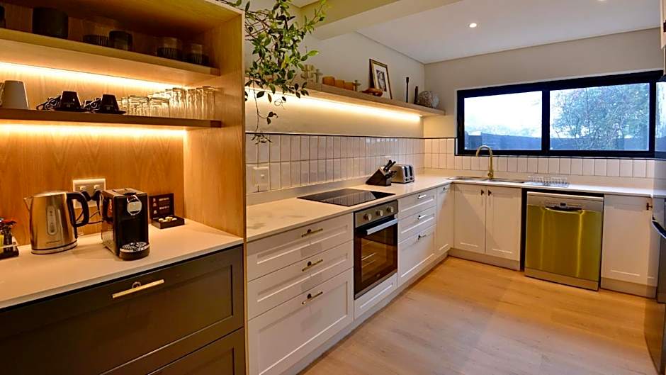 Hilton Homestead by ANEW