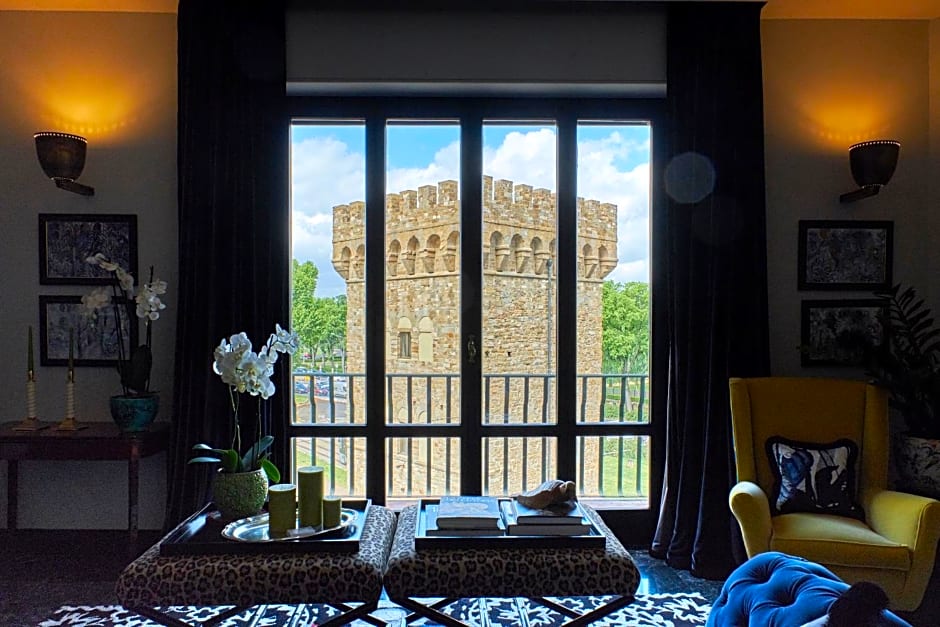 Velona's Jungle Luxury Suites