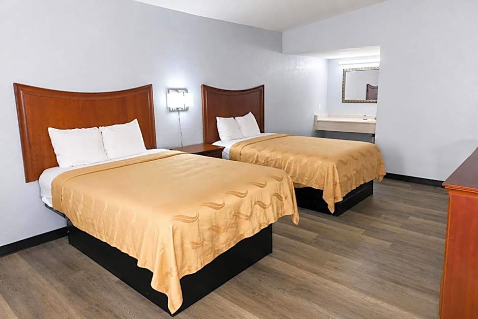 Scottish Inns & Suites Bay City, TX