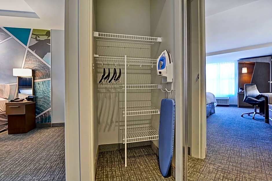 Courtyard by Marriott Jackson Madison