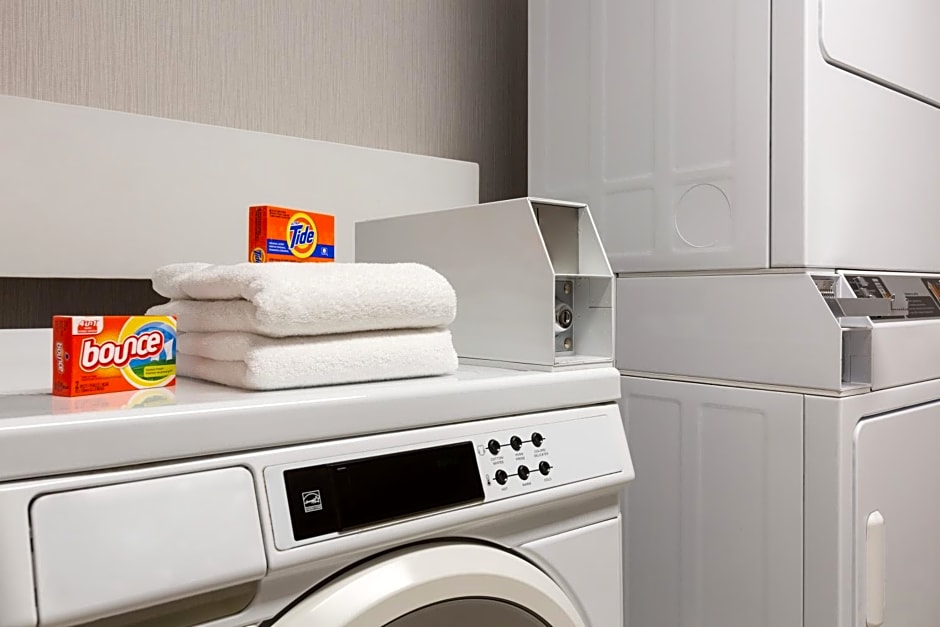 Holiday Inn Express Hotel & Suites Merced By IHG