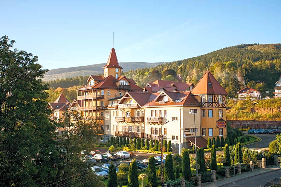 St Lukas Medical & SPA