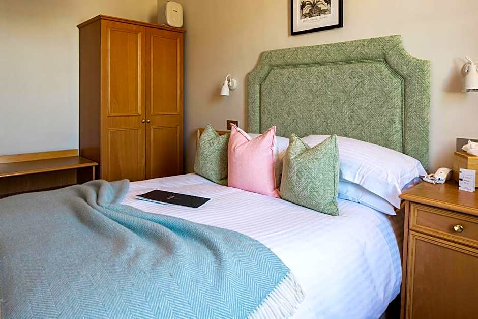 The Moorings Hotel & Restaurant