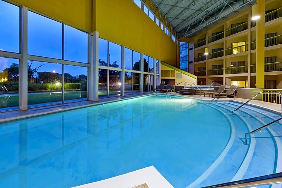 DoubleTree by Hilton Holland
