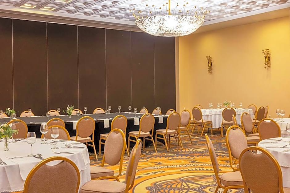 Courtyard by Marriott Toluca Tollocan