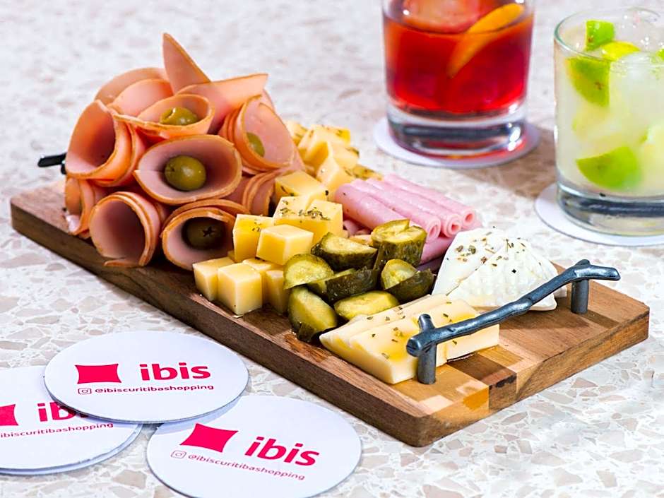 Ibis Curitiba Shopping