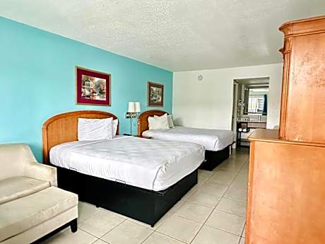 Standard Double Room with 2 Double Beds - Non Smoking