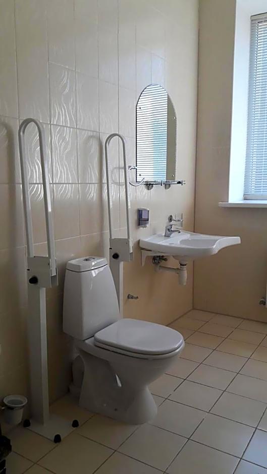 Sky High Hotel Airport 200 meters from the terminal