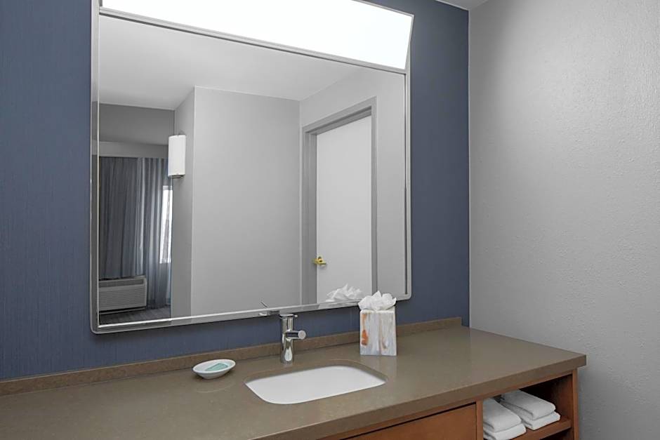 Courtyard by Marriott Tampa Oldsmar