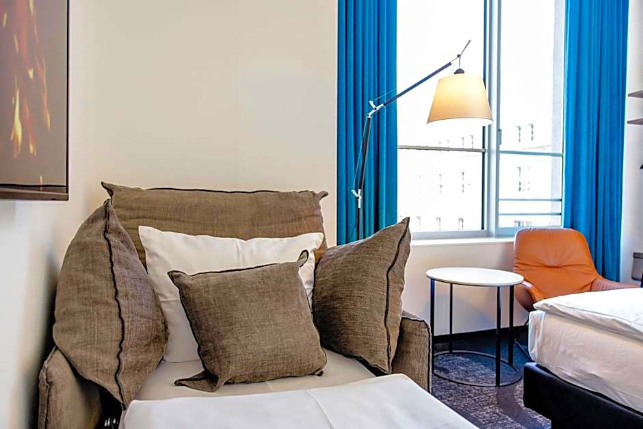 Motel One Leipzig-Post