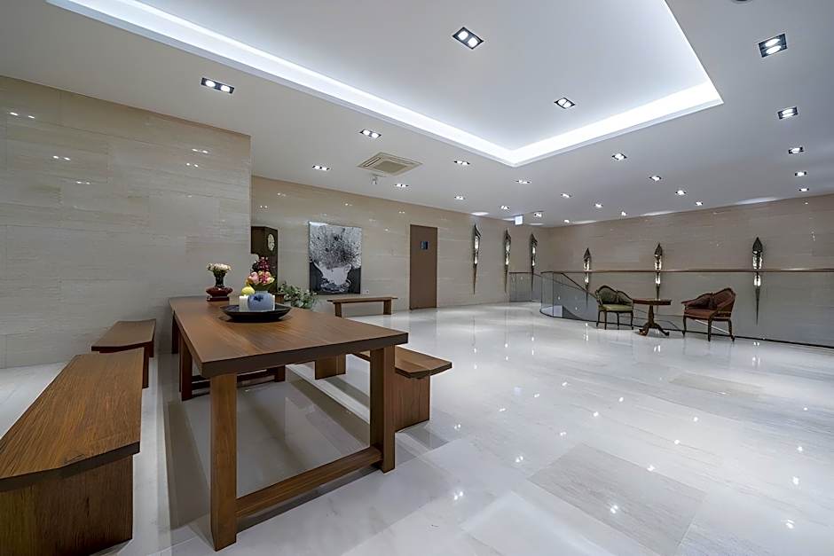 Busan Business Hotel