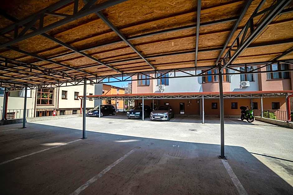 Elis Residence