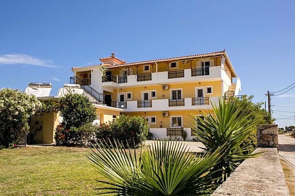 Searocco Studios & Apartments - Close to Alykes Center, by ZanteWize