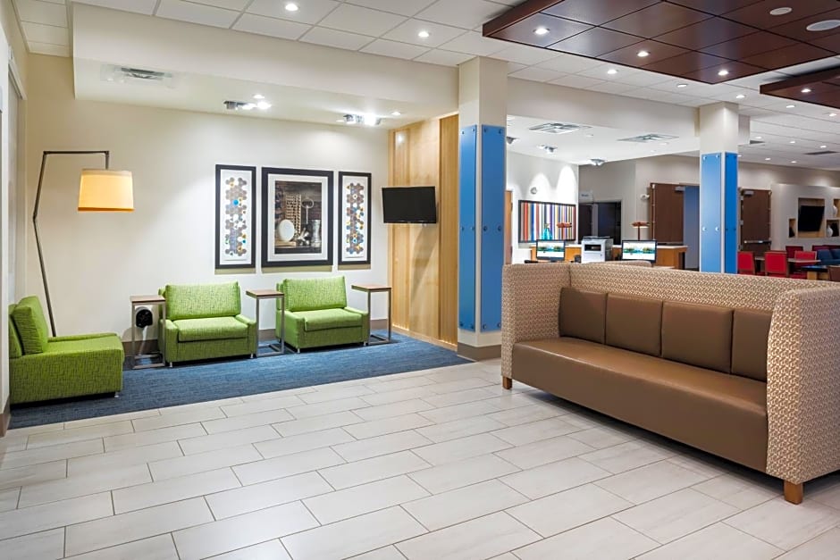 Holiday Inn Express and Suites St Louis-Chesterfield By IHG