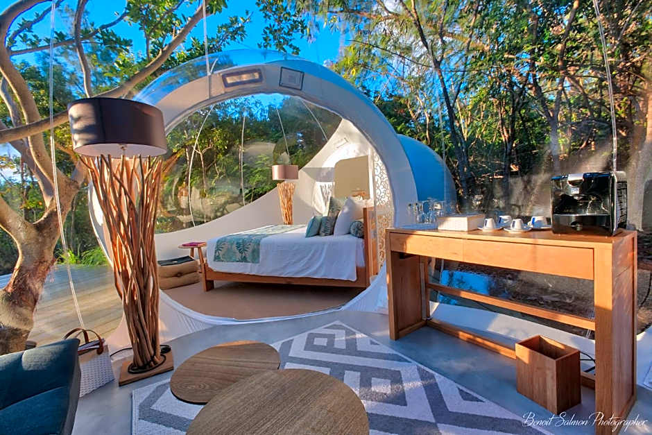 Bubble Lodge Ile aux Cerfs Island