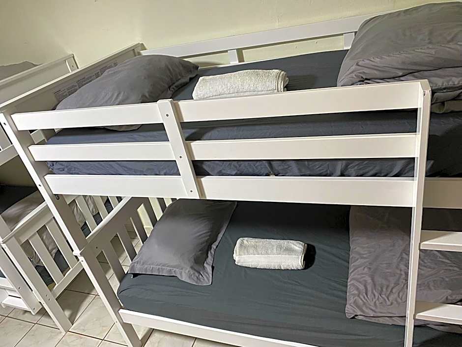 Single Size TOP Bunk Bed - Mixed Shared ROOM