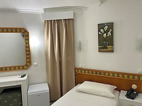 Single Room with Private Bathroom