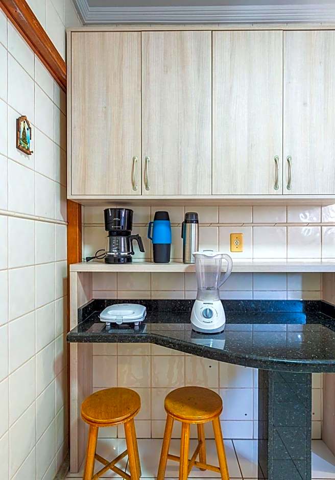 CLTW202 - Apê quadra mar com churasqueira, 2 vagas