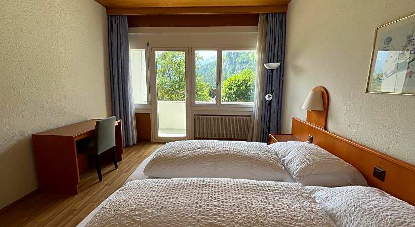 Parkhotel Bellevue