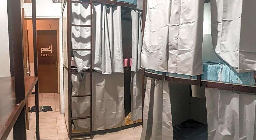 MADOR Malang Dorm Hostel