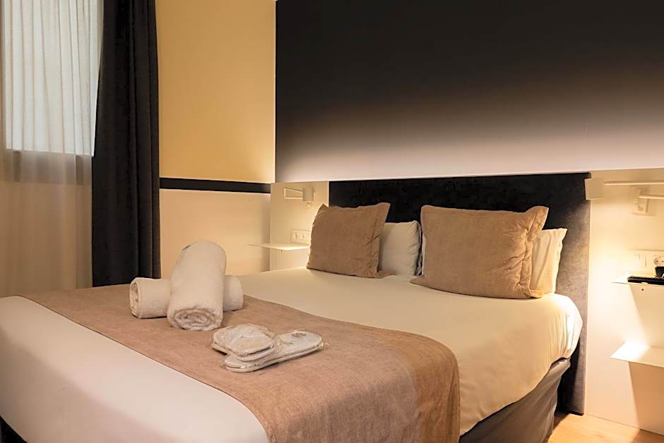 May Ramblas Hotel