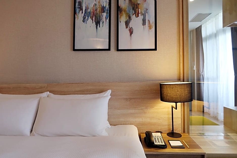 The HO Hotel
