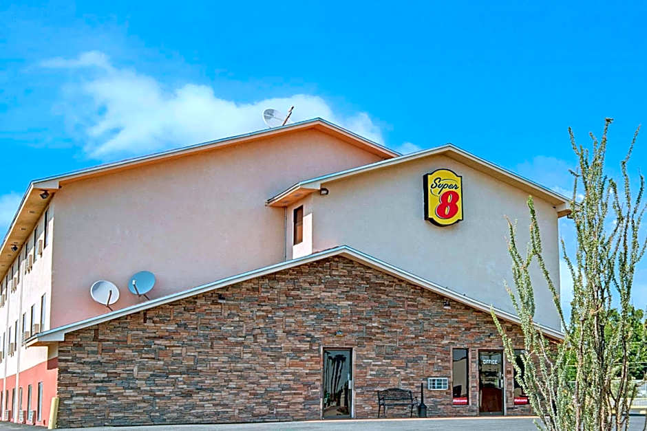 Super 8 by Wyndham Las Cruces University Area 
