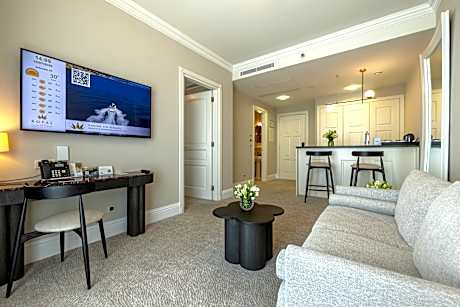 ROYAL SKY KING SUITE WITH SEA VIEW & BALCONY