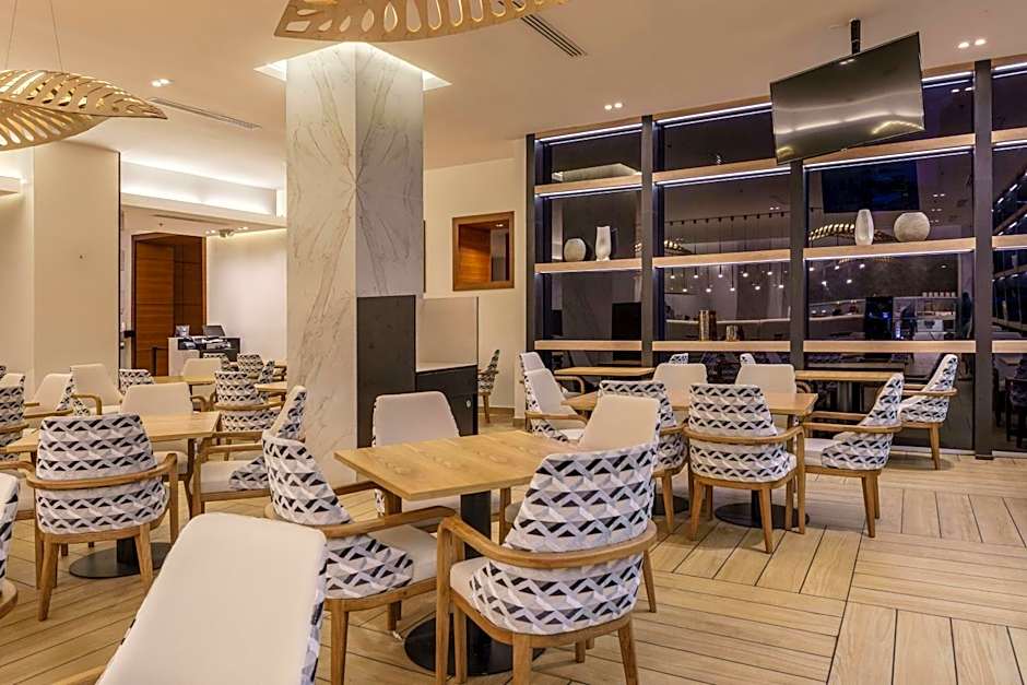 Courtyard by Marriott Panama Multiplaza Mall