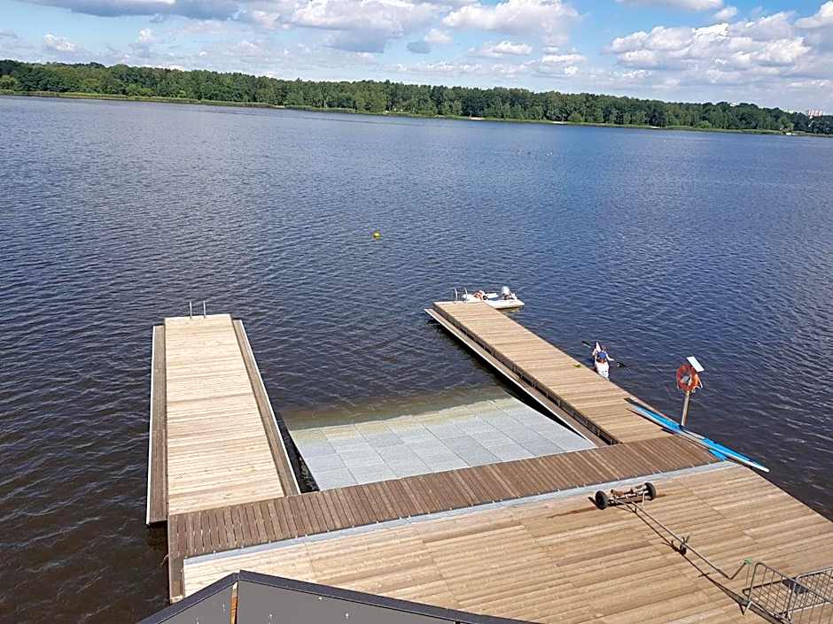 Pokoje Gościnne Nad Jeziorem
