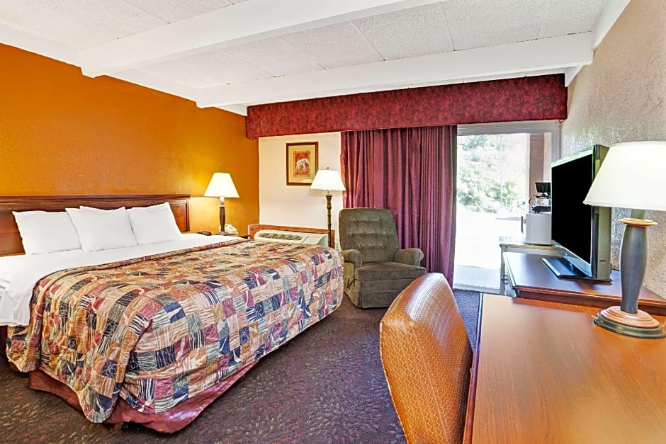 Days Inn by Wyndham Ann Arbor