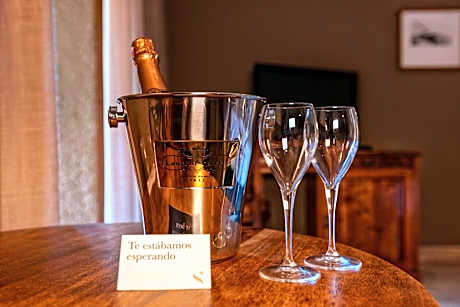 Queen Room with Terrace