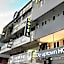 De UPTOWN Hotel @ SS2