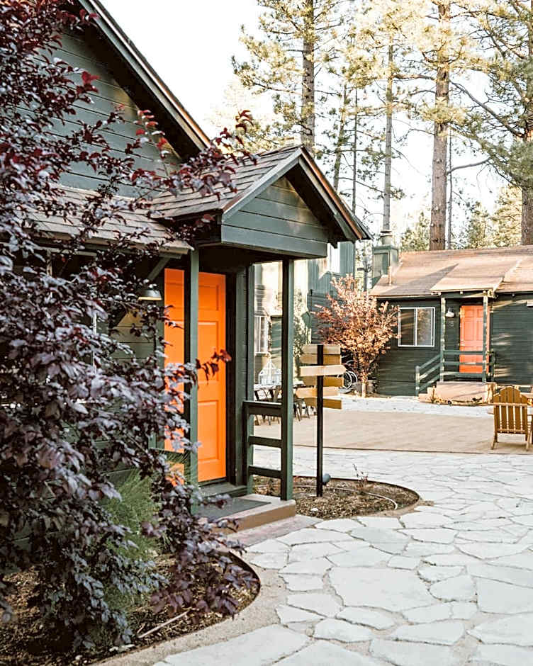 Noon Lodge