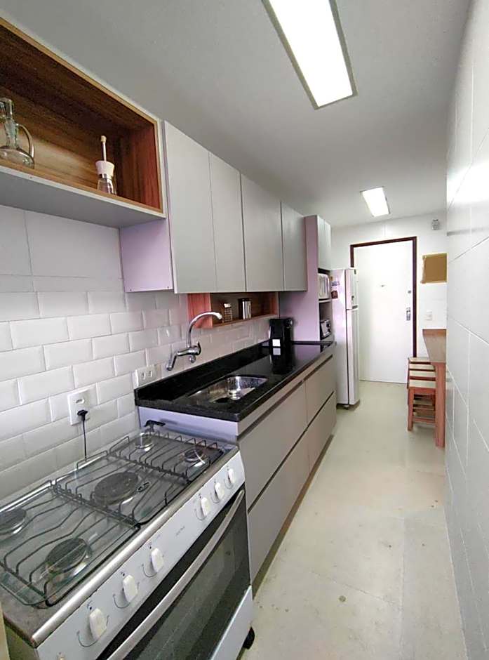 MS145. Excelente apartamento em andar alto no Arpoador!
