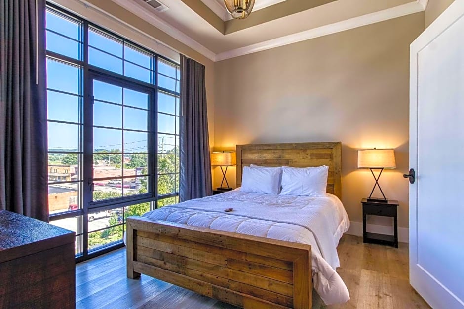 New Hotel Collection Smoky Mountains