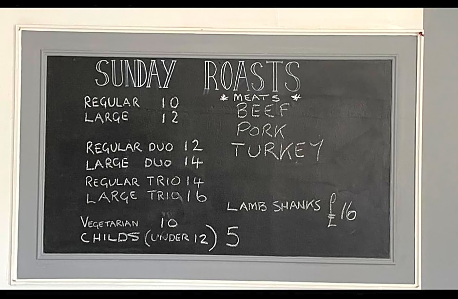 J2 static caravan at Fairway Holiday Park