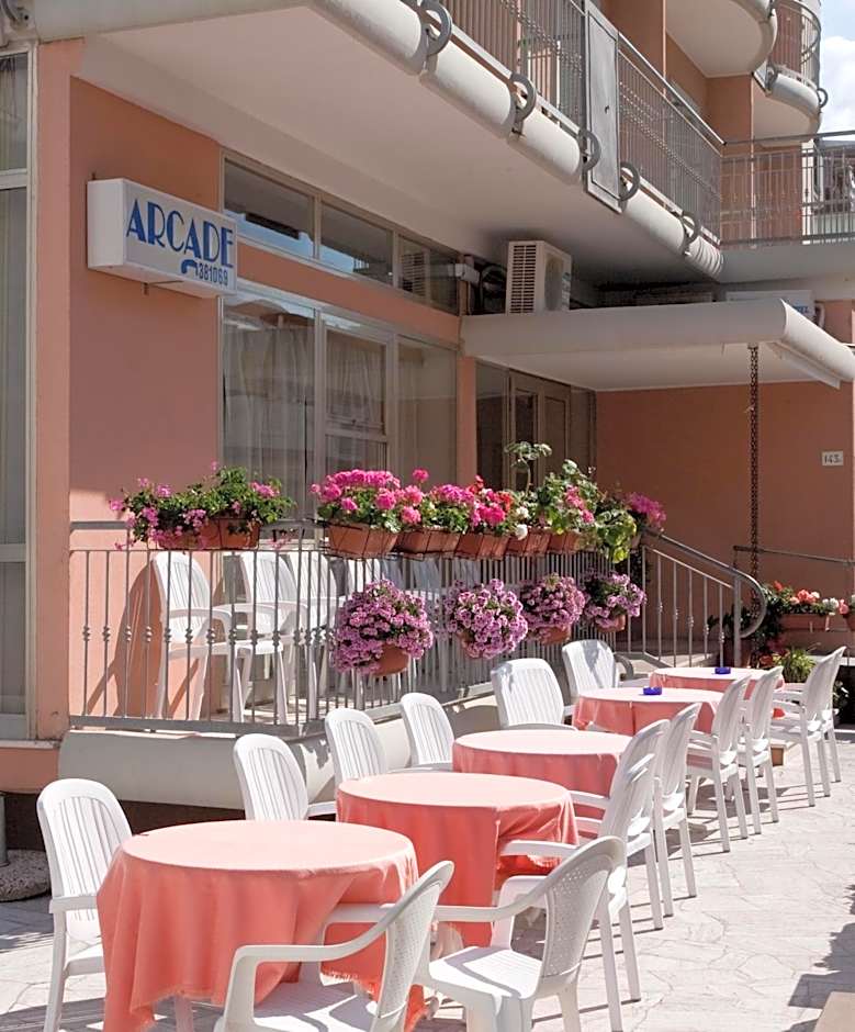 Hotel Arcade
